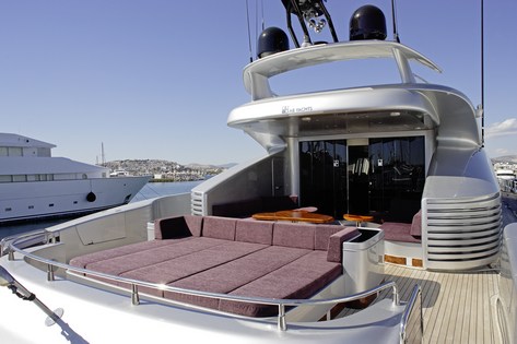 MY TOY -  Aft Deck Sunpads and al fresco dining